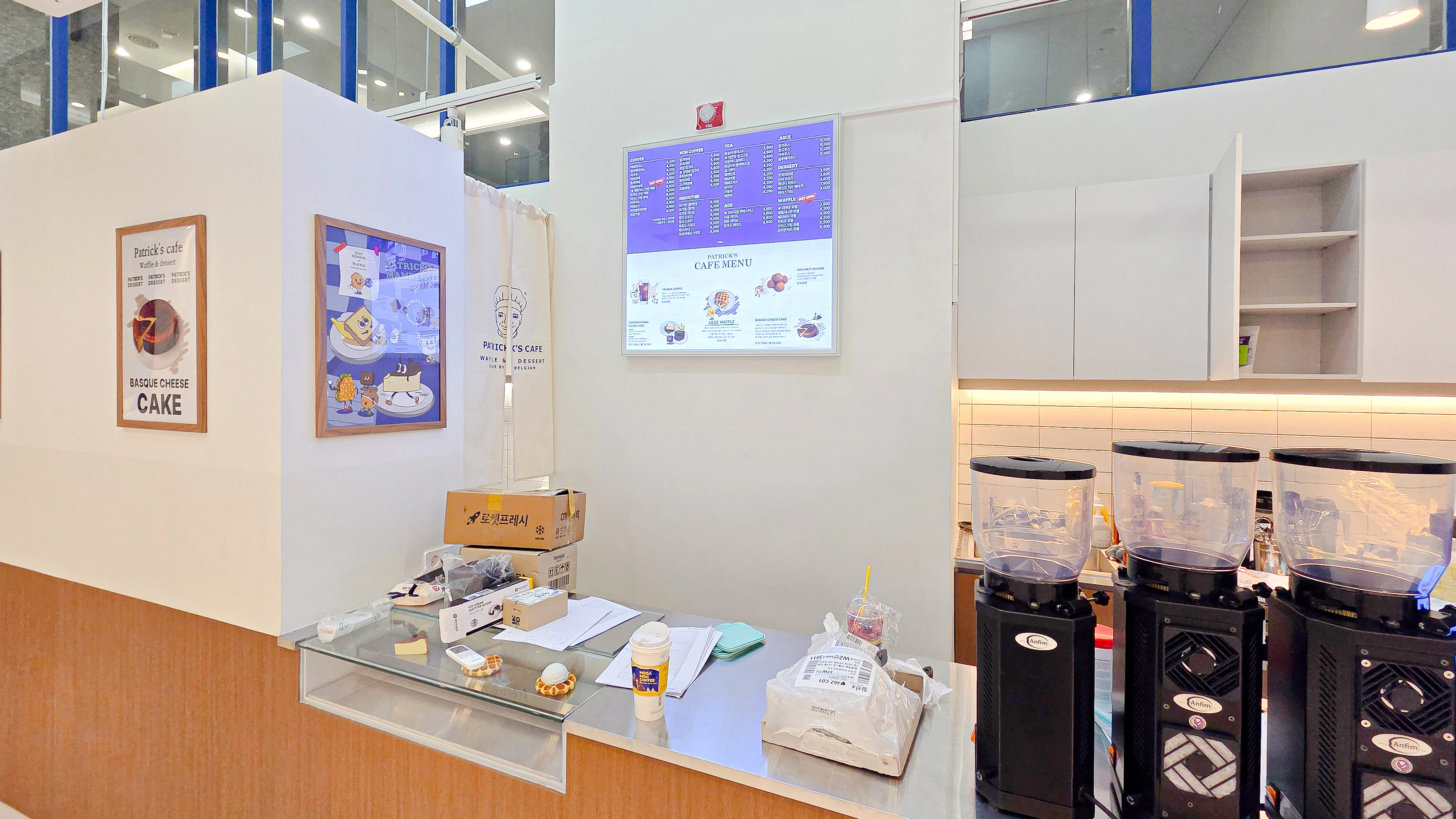 마곡 패트릭스와플 완공 사진 5번 컷