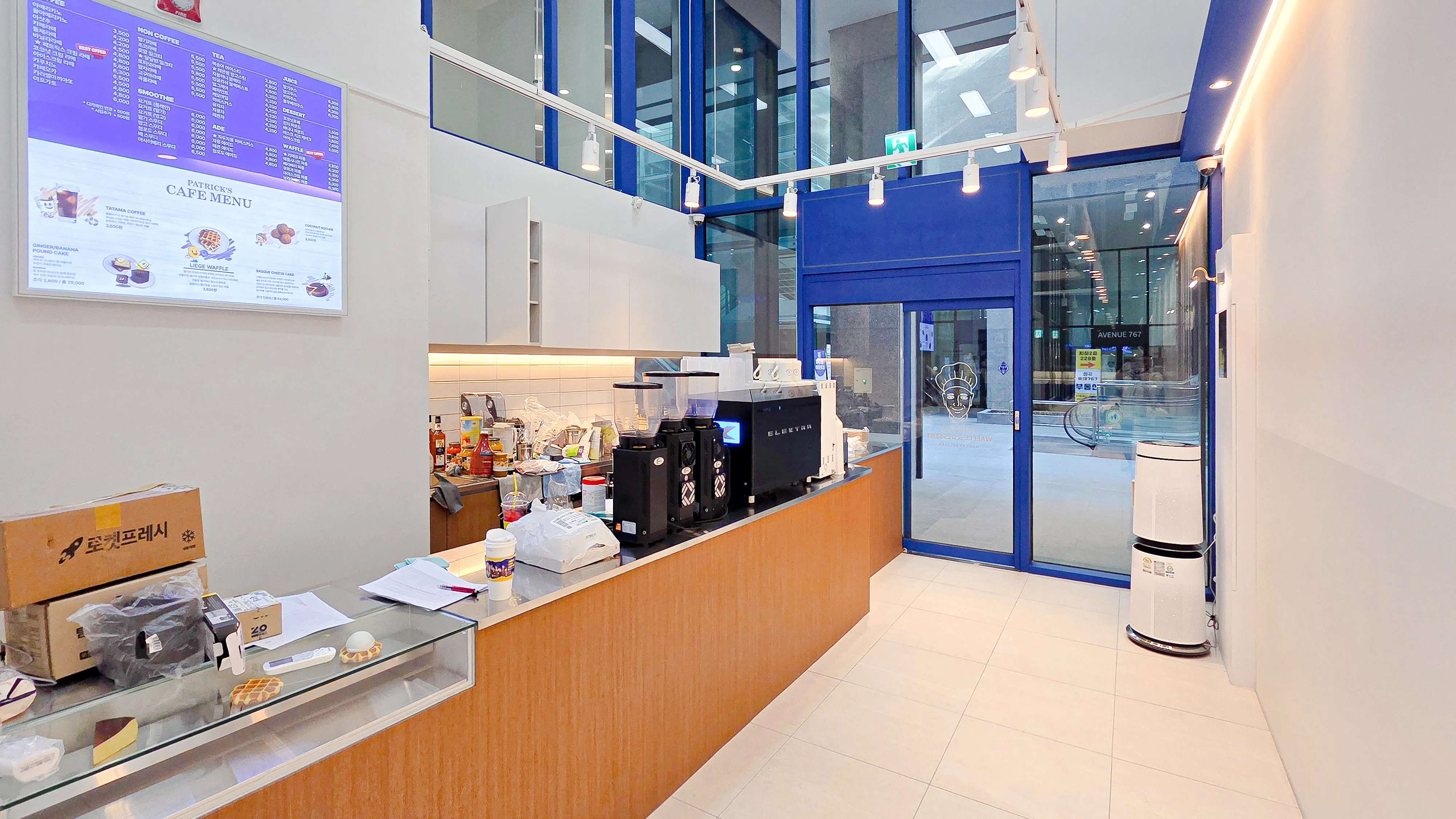 마곡 패트릭스와플 완공 사진 4번 컷