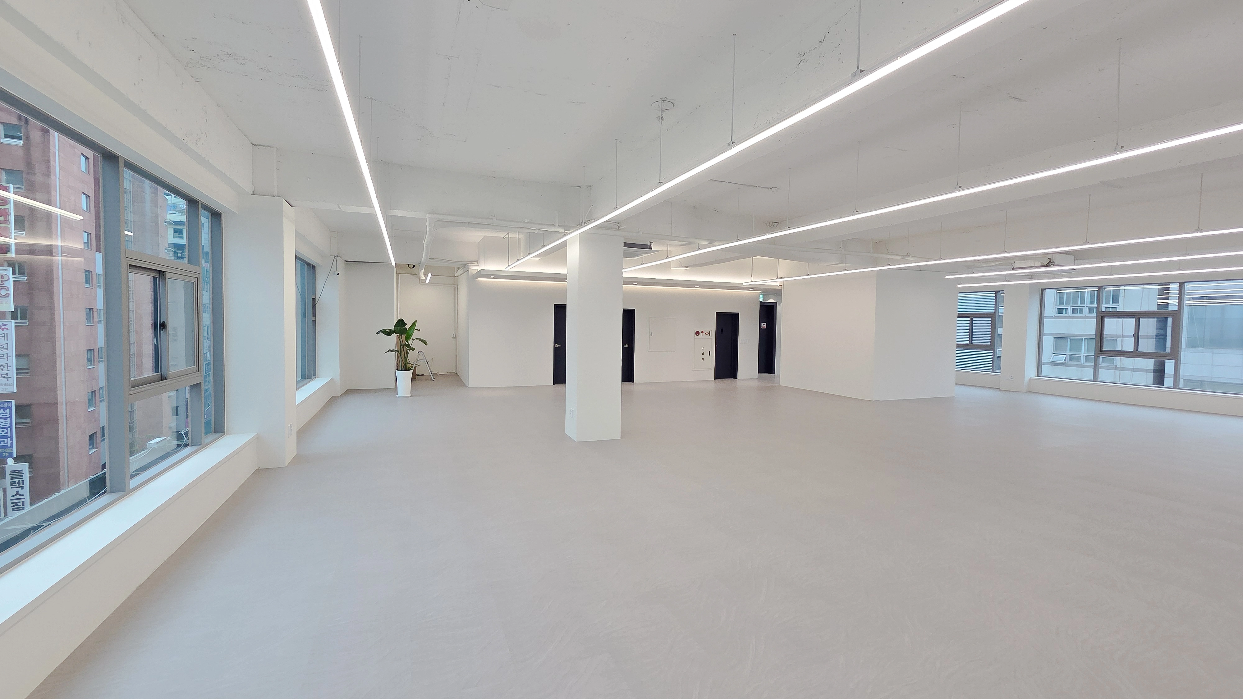 부천 100평대 이루다플러스 상가건물 리모델링 완공 사진 11번 컷