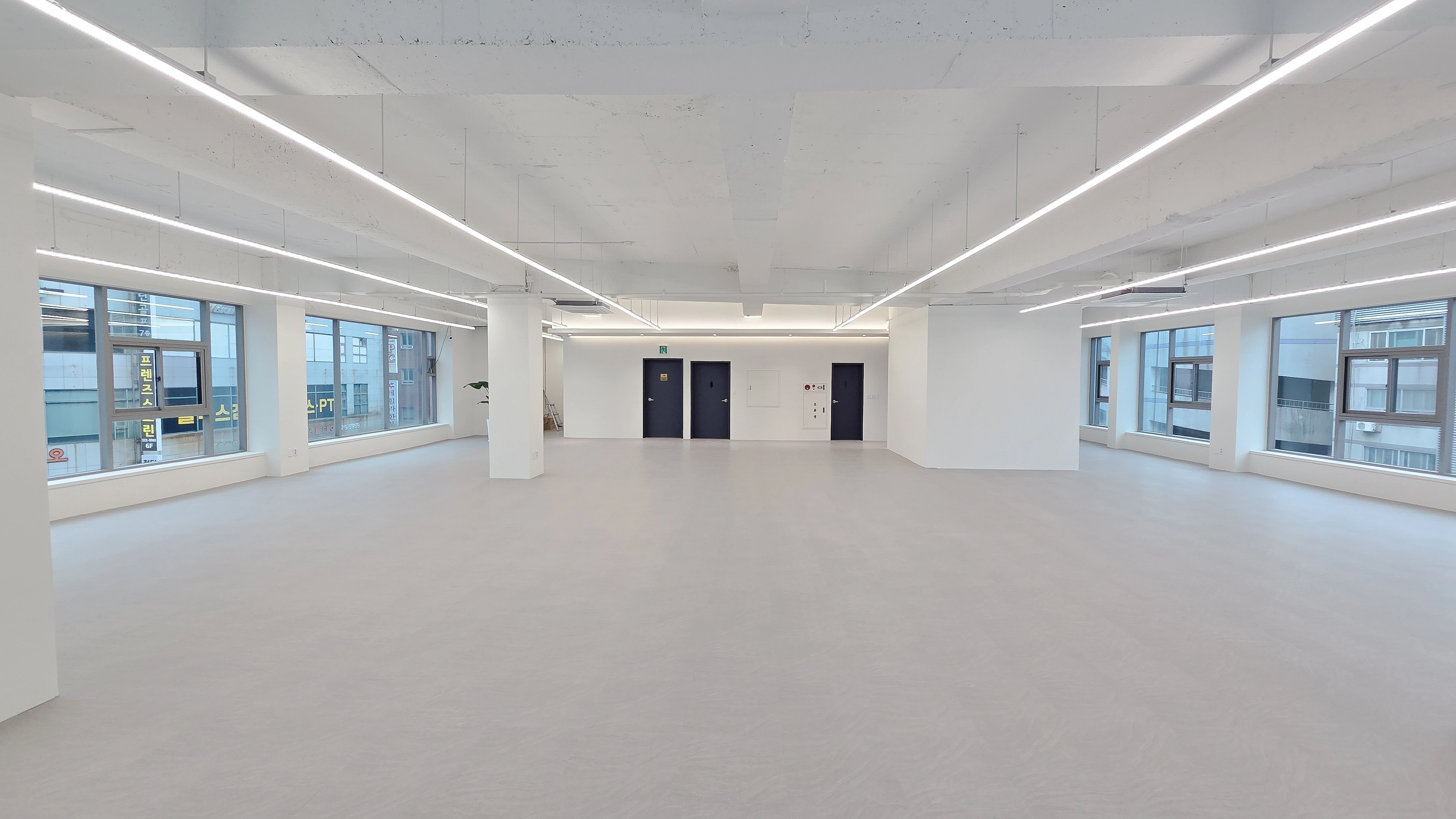 부천 100평대 이루다플러스 상가건물 리모델링 완공 사진 5번 컷