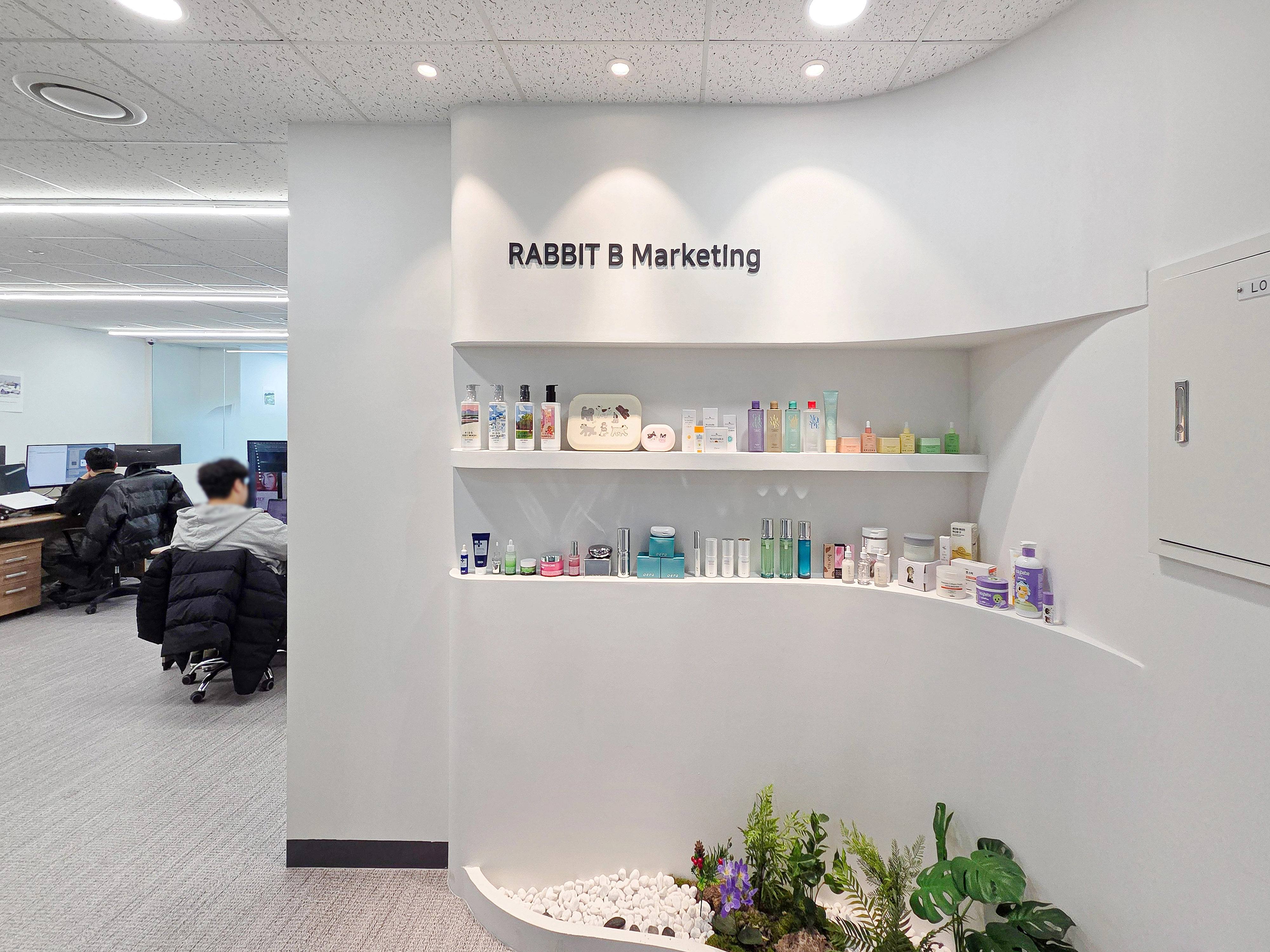 송도 레빗비 마켓팅 사무실 인테리어 시공사례 완공 사진 4번 컷